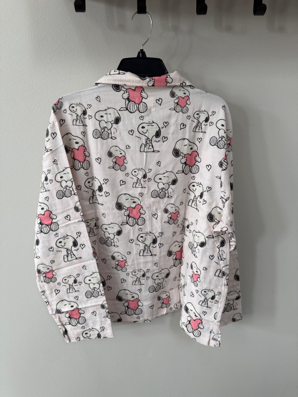 American Eagle Snoopy Heart Pajama Set - Picture 6 of 10
